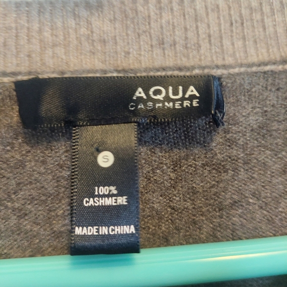 Aqua Brand Cashmere Color Block Sweater - Picture 7 of 10
